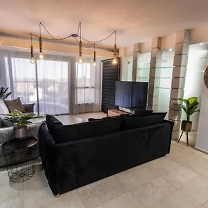 דירה Yalarent Amdar Lux, אילת